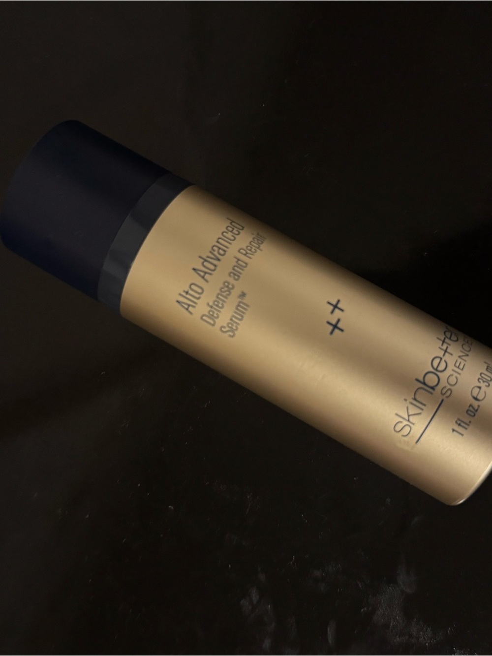 Skinbetter Science Alto Advanced Defense & Repair Serum - Gold Used 3-4 time.